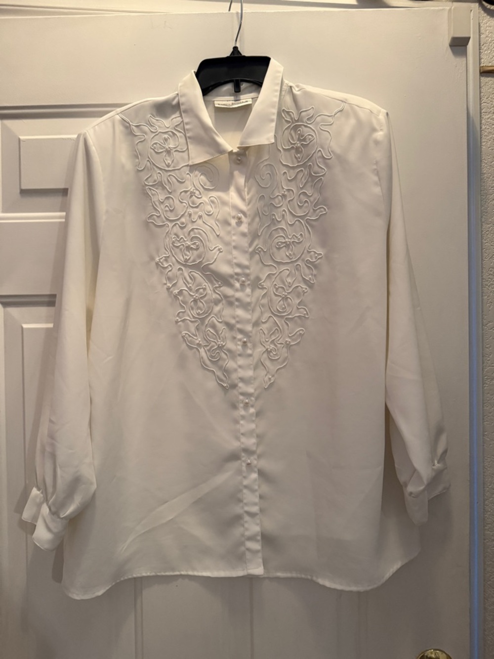Karen Scott Cream Embroidered Collar Blouse